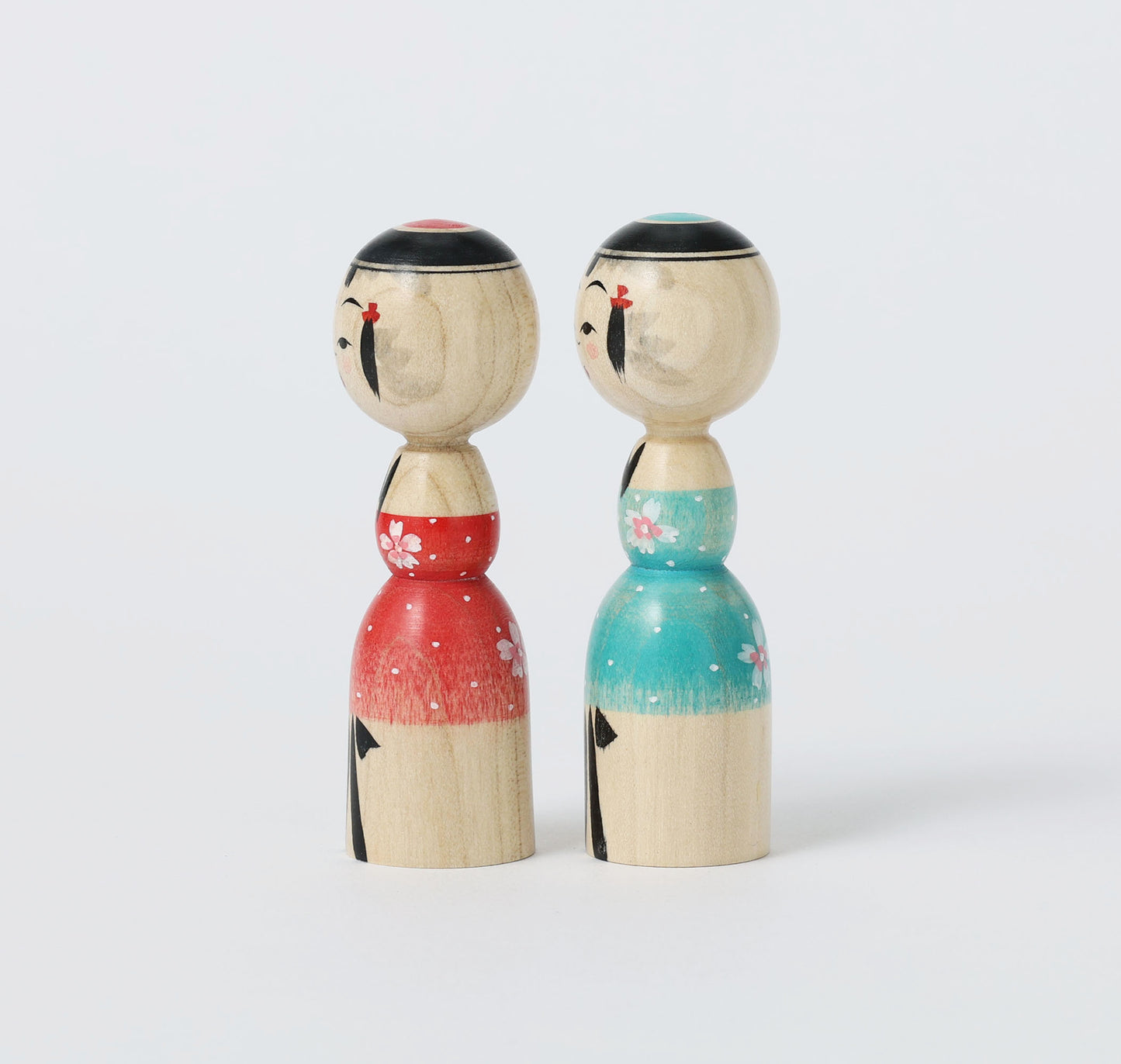 桜こけし | 池内潮音工人 弥治郎系 | 高さ 9cm