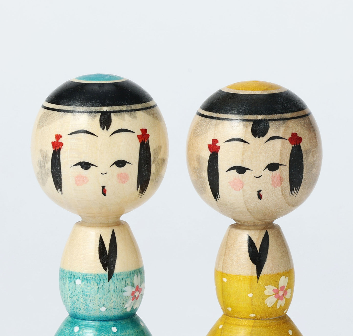 桜こけし | 池内潮音工人 弥治郎系 | 高さ 9cm