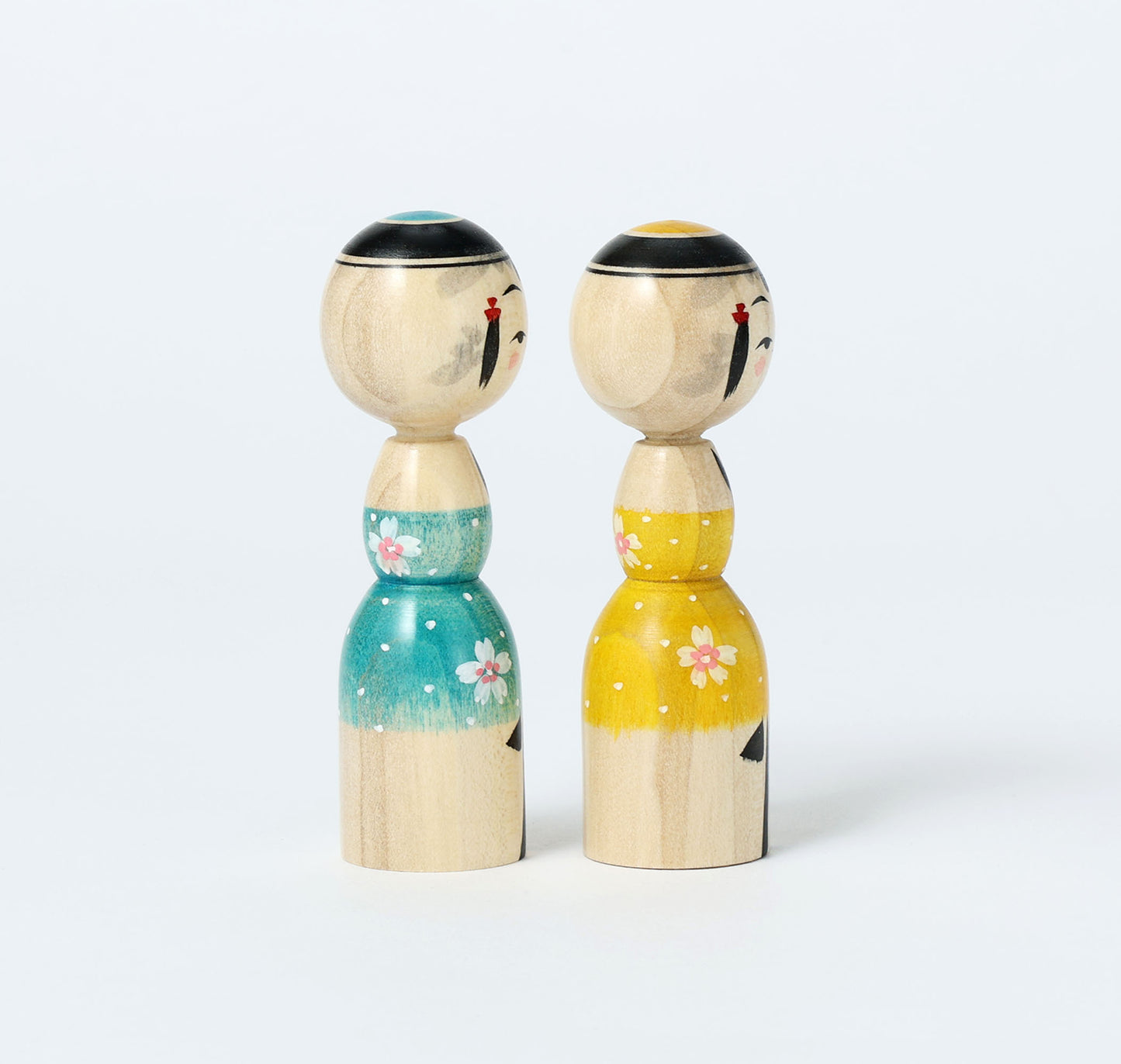 桜こけし | 池内潮音工人 弥治郎系 | 高さ 9cm