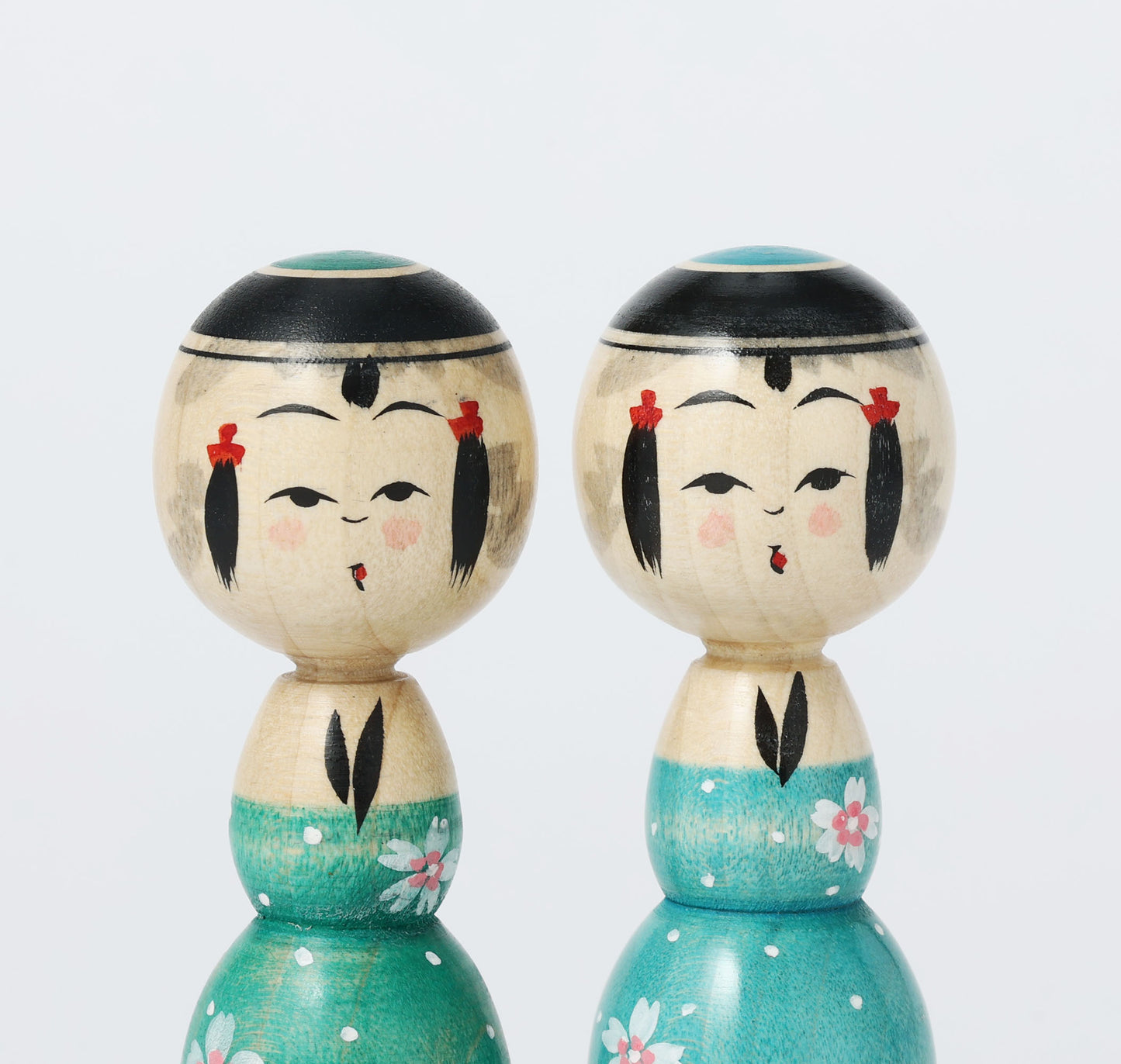桜こけし | 池内潮音工人 弥治郎系 | 高さ 9cm