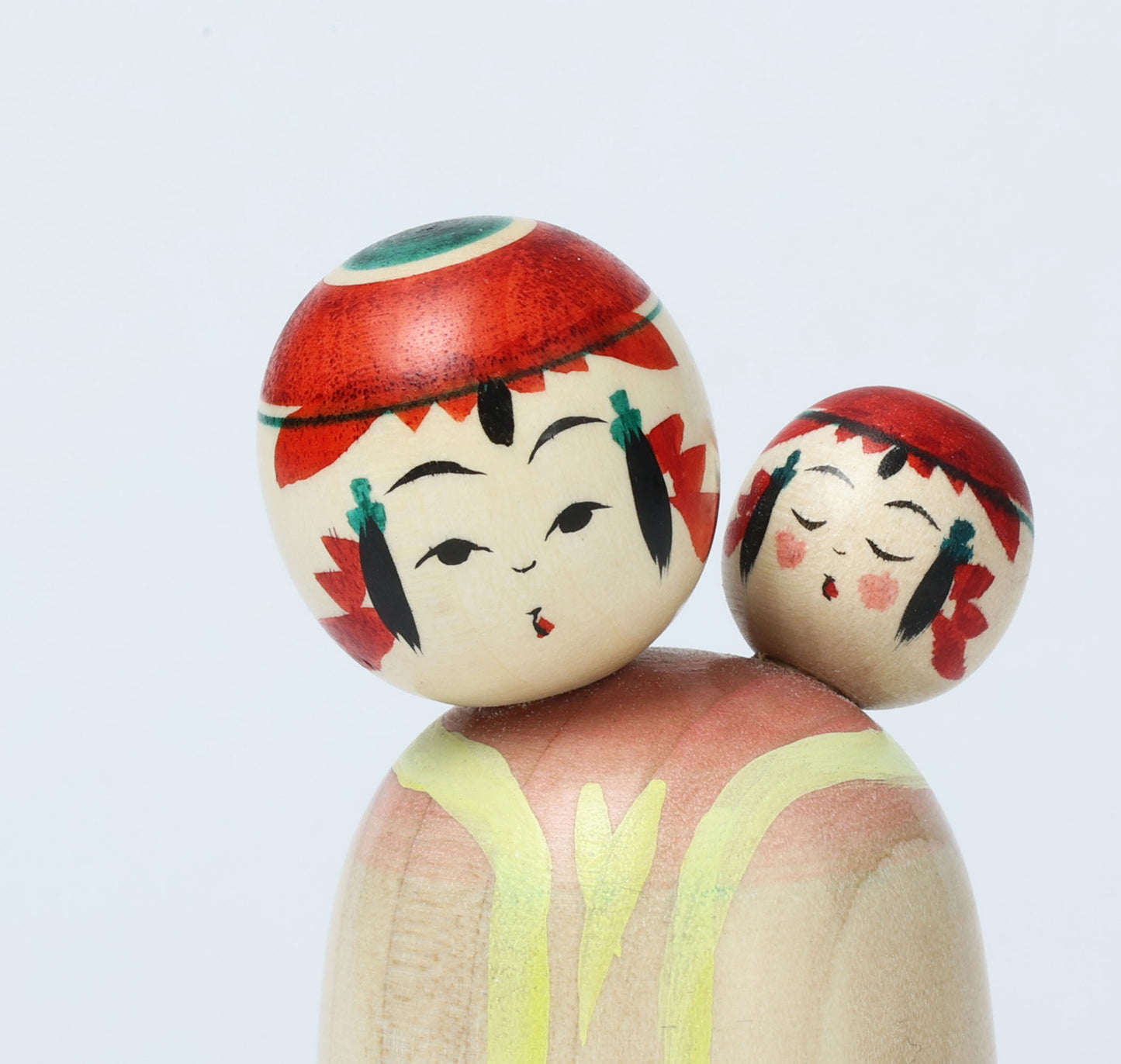 子守りこけし-1 | 池内潮音工人 | 弥治郎系 |高さ10cm