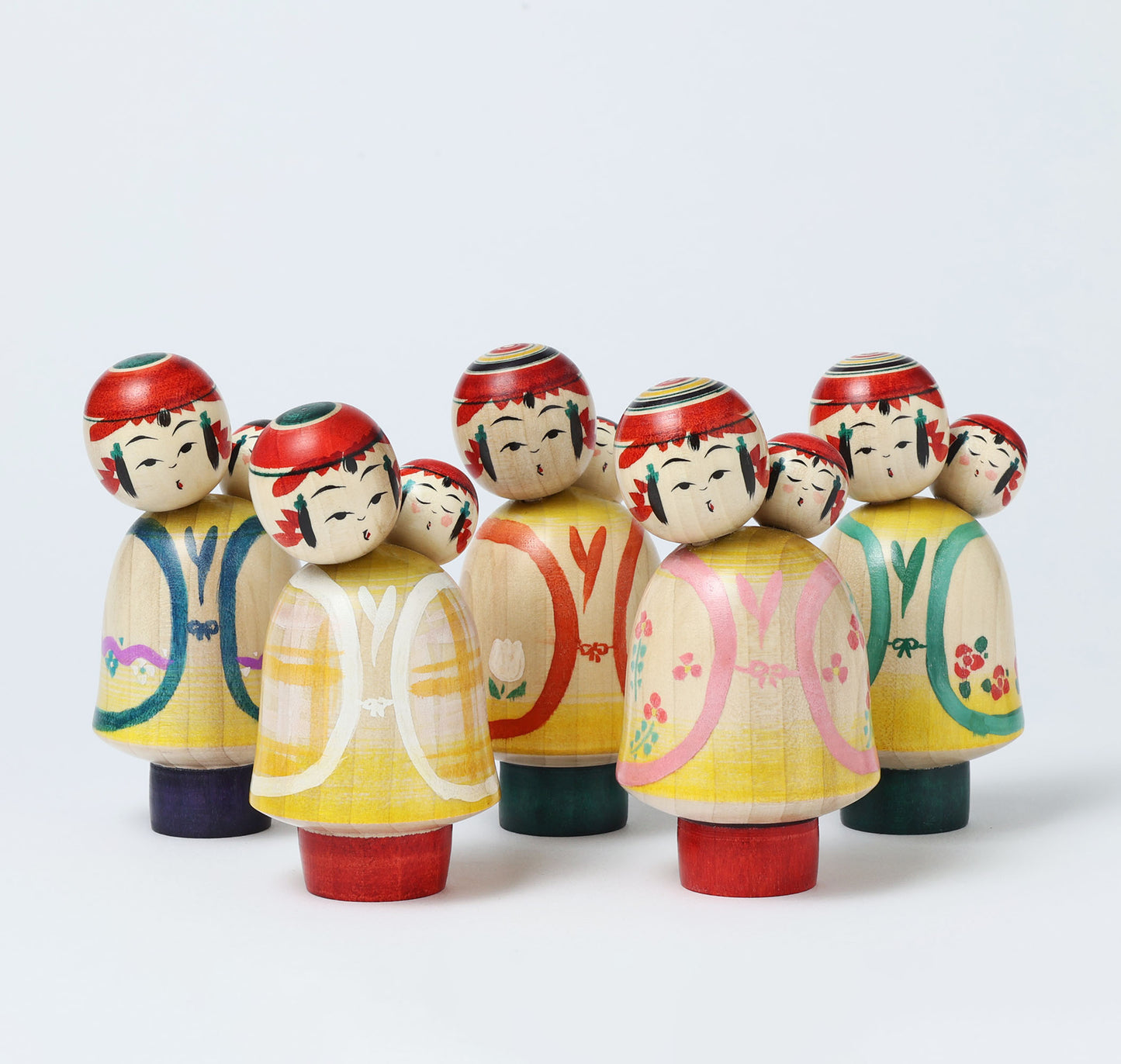 【子守りこけし-5】Babysitting kokeshi doll | IKEUCHI, Shione | Yajiro style | 10cm in height // 弥治郎系 池内潮音工人, 高さ 10cm