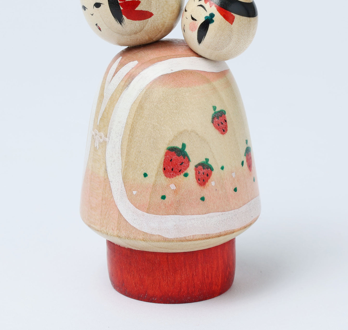 【子守りこけし-5】Babysitting kokeshi doll | IKEUCHI, Shione | Yajiro style | 10cm in height // 弥治郎系 池内潮音工人, 高さ 10cm