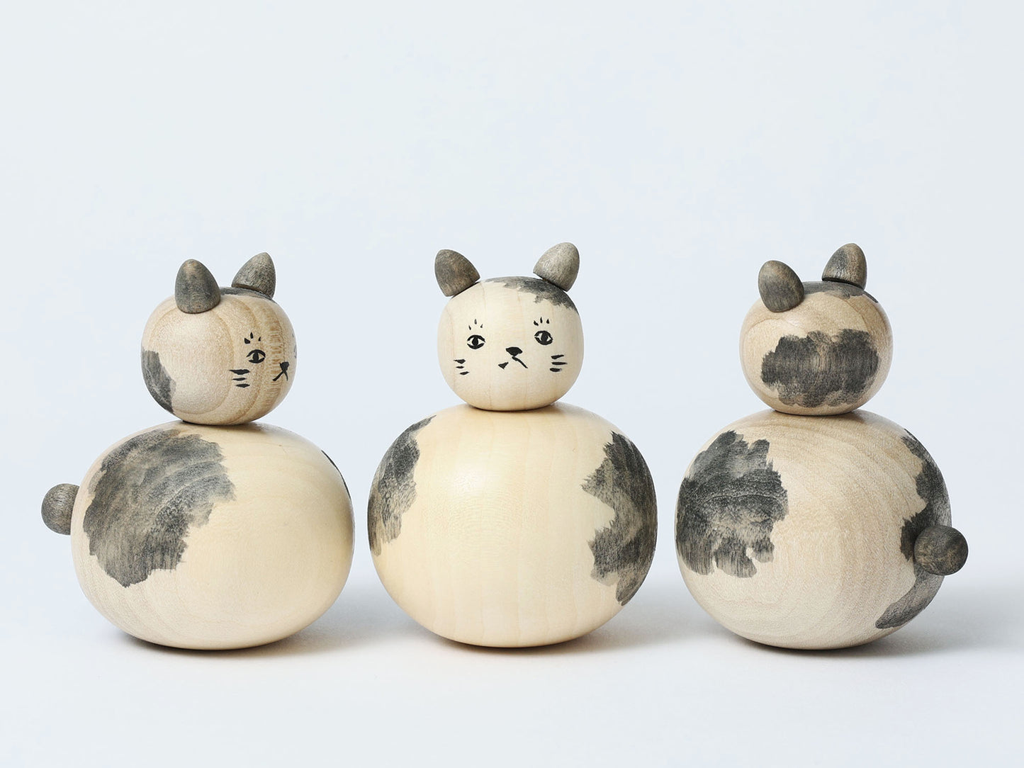 Cat kokeshi doll-12 猫こけし | KOYAMA, Yoshimi 小山芳美工人 | Togatta style 遠刈田系 | 7.5cm in height