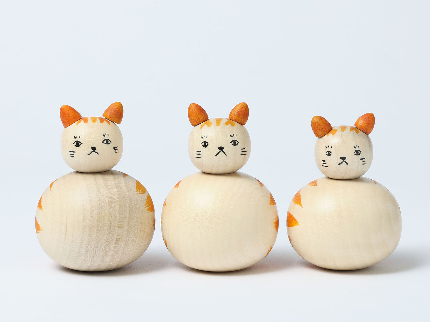 Cat kokeshi doll-1 猫こけし | KOYAMA, Yoshimi 小山芳美工人 | Togatta style 遠刈田系 | 7.5cm in height