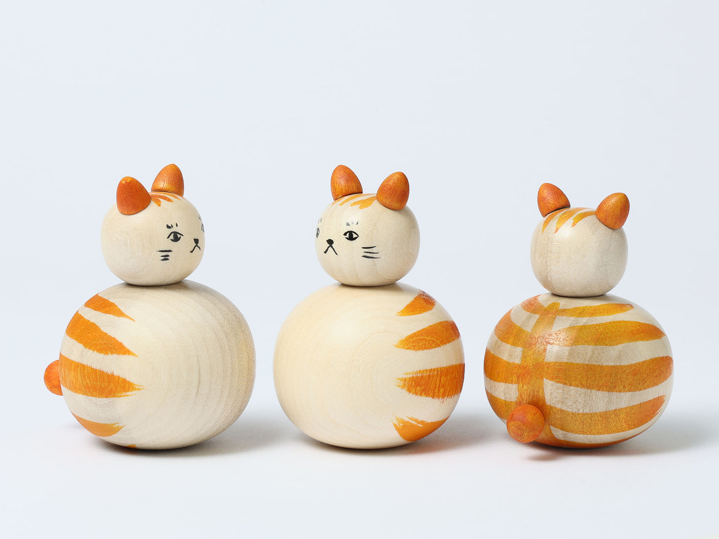 Cat kokeshi doll-2 猫こけし | KOYAMA, Yoshimi 小山芳美工人 | Togatta style 遠刈田系 | 7.5cm in height