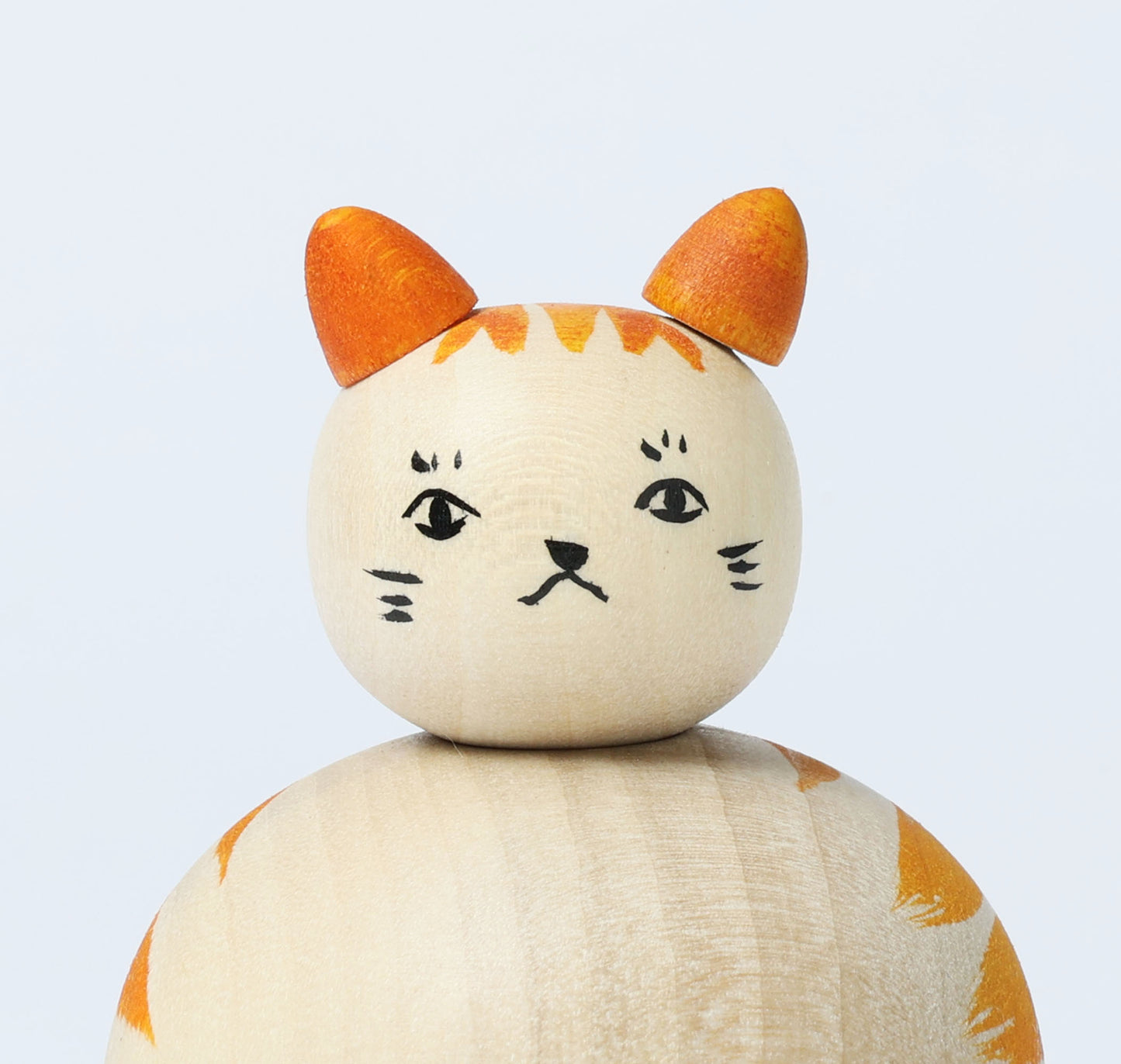 Cat kokeshi doll-1 猫こけし | KOYAMA, Yoshimi 小山芳美工人 | Togatta style 遠刈田系 | 7.5cm in height