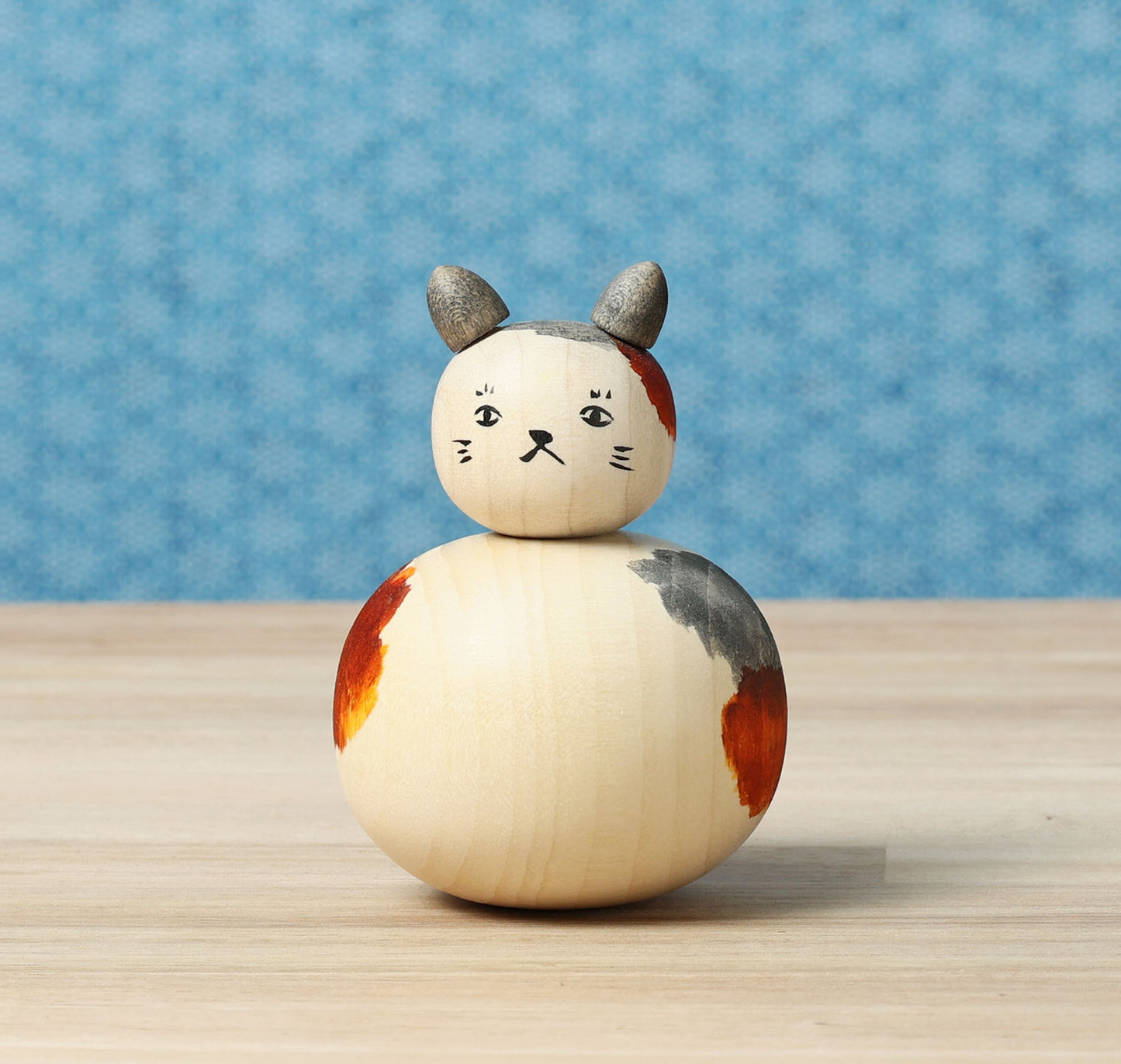 Cat kokeshi doll-7 猫こけし | KOYAMA, Yoshimi 小山芳美工人 | Togatta style 遠刈田系 | 7.5cm in height