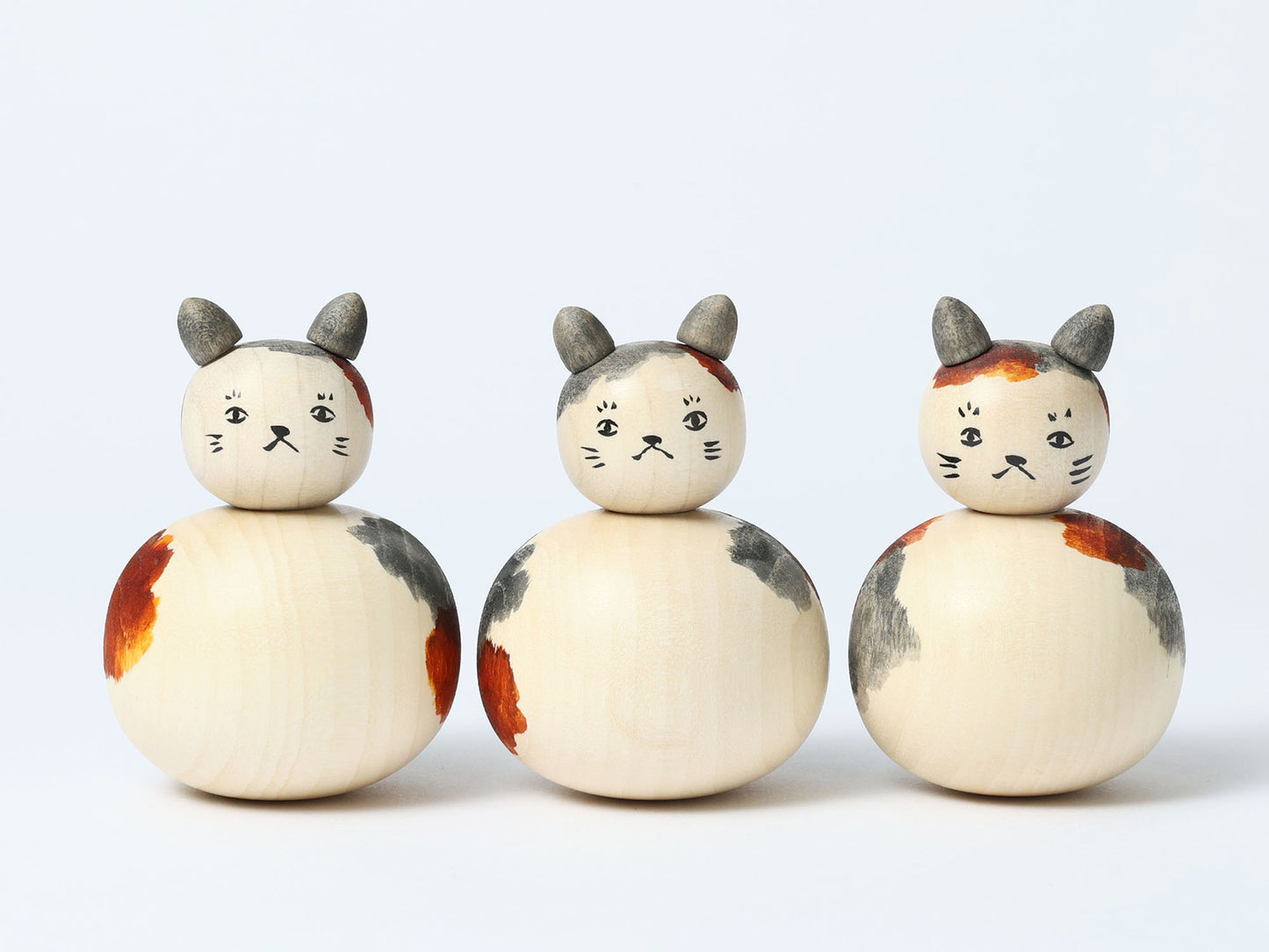 Cat kokeshi doll-9 猫こけし | KOYAMA, Yoshimi 小山芳美工人 | Togatta style 遠刈田系 | 7.5cm in height
