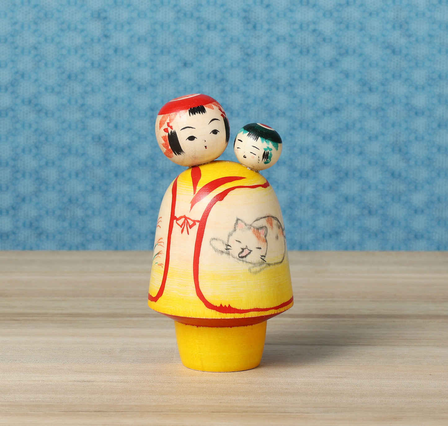 子守りこけし | 新山真由美工人 | 弥治郎系 |高さ10cm