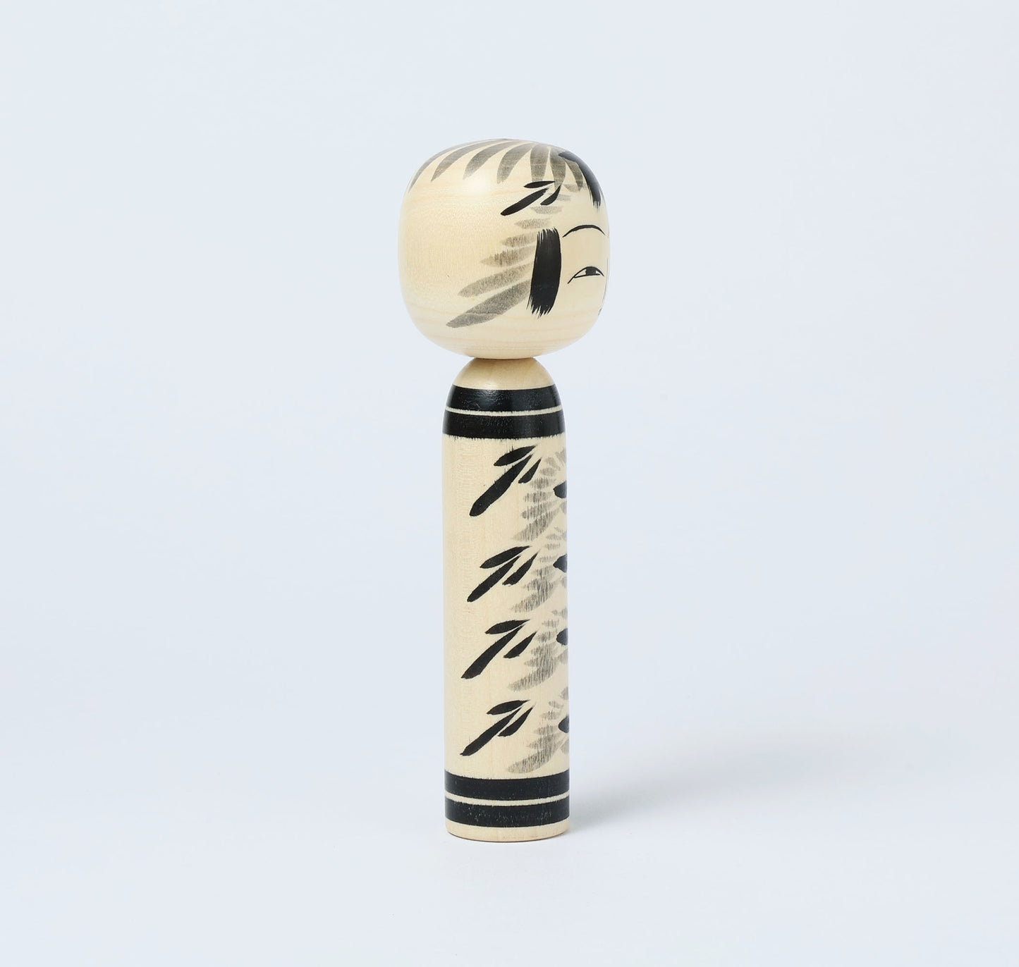 Sumie-black and white kokeshi doll-墨絵こけし | OGASAWARA, Yoshio 小笠原義雄 | Togatta style 遠刈田系 | 15.5cm in height