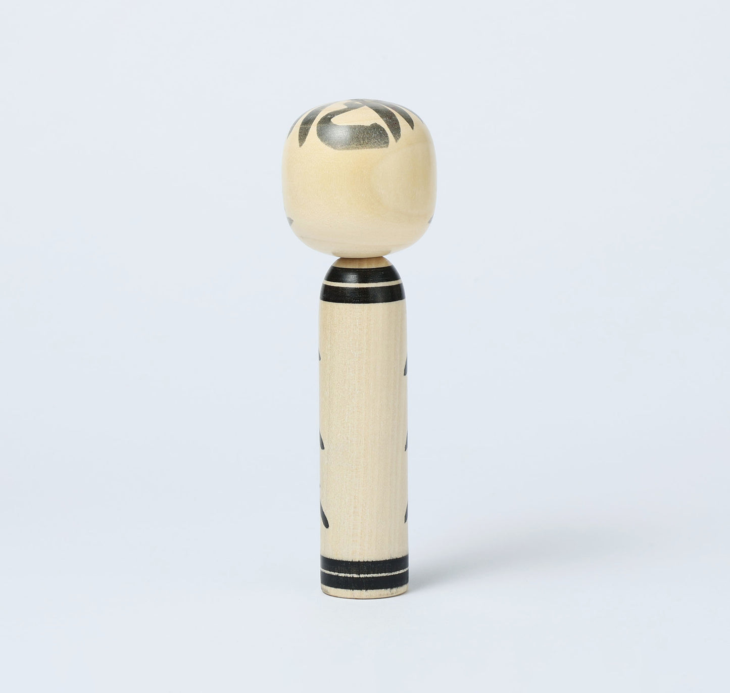 Sumie-black and white kokeshi doll-墨絵こけし | OGASAWARA, Yoshio 小笠原義雄 | Togatta style 遠刈田系 | 15.5cm in height