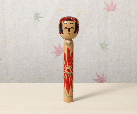 Vintage Dento kokeshi doll, by Naoshi OKAZAKI (1911-1976), Zaotakayu style | こけし古物 岡崎直志（蔵王高湯系）