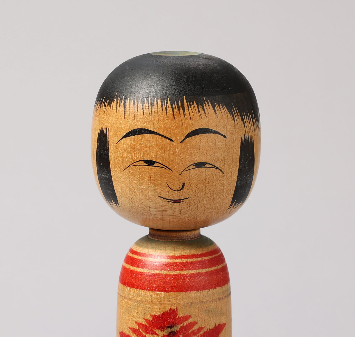 Vintage Hijiori style kokeshi doll, by Bunikichi SATO(1922-2008) | こけし古物 佐藤文吉（肘折系）