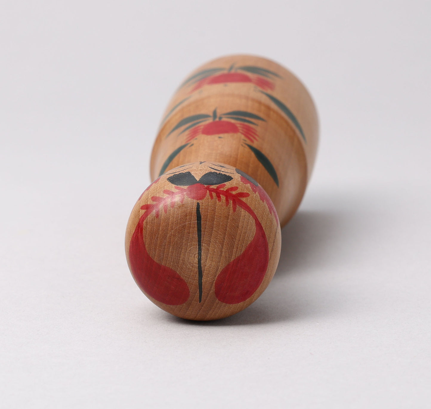 Vintage Sakunami style kokeshi, by Denkichi HAYASAKA (1926 -1999) | 伝統こけし 早坂伝吉（作並系）