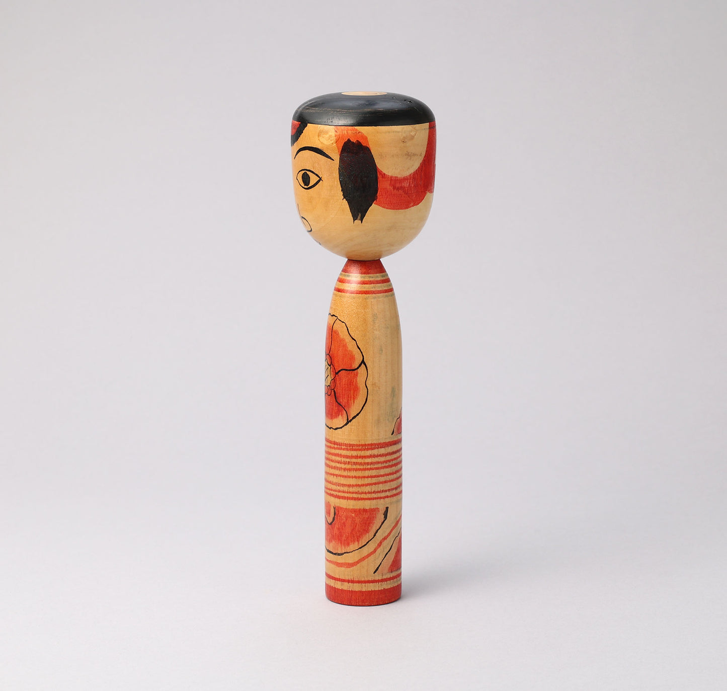 Vintage Nakanosawa style kokeshi, by Yoshizo IWAMOTO(1912-1973) | 伝統こけし 岩本芳蔵（中ノ沢系）