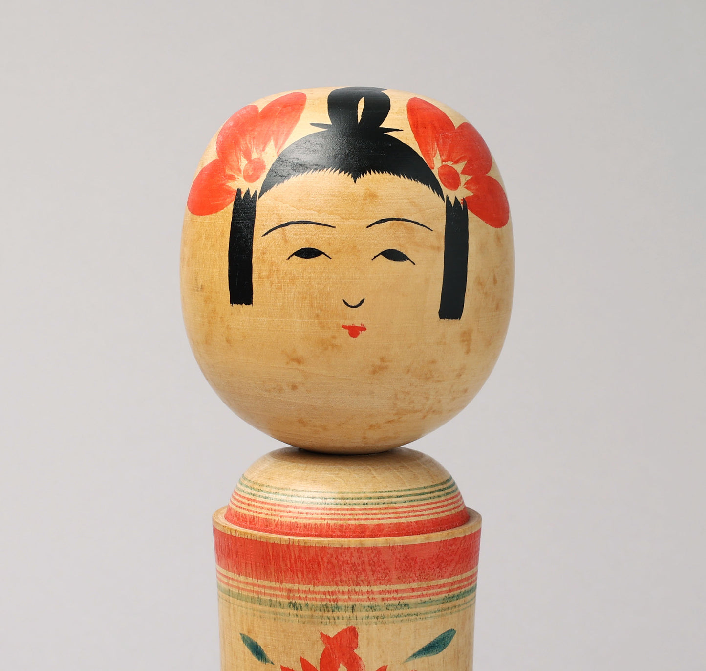 Vintage Naruko style kokeshi doll, by HONMA Tomegoro (1909-1974)  | 鳴子系こけし古物 本間留五郎（鳴子系）