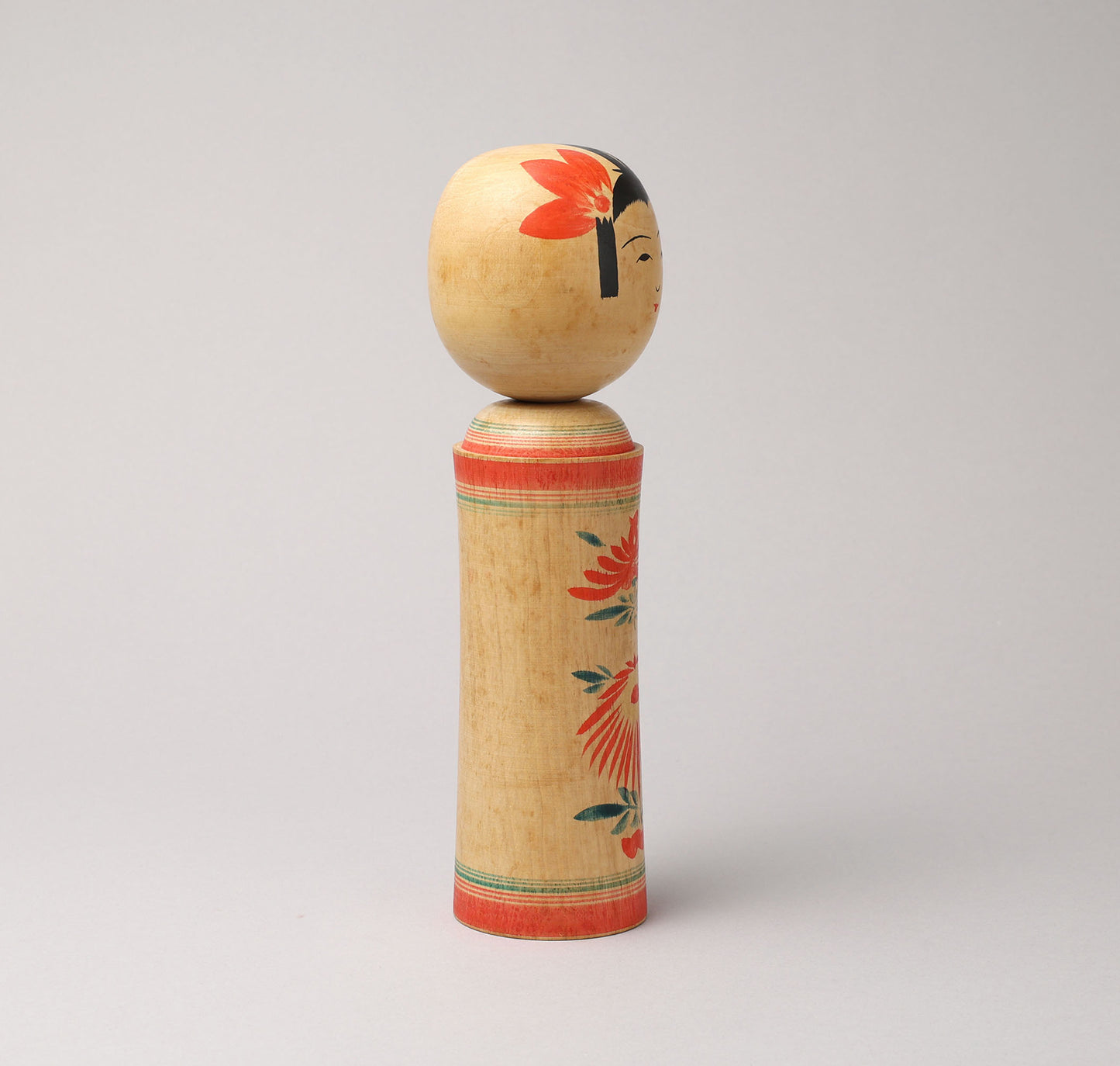 Vintage Naruko style kokeshi doll, by HONMA Tomegoro (1909-1974)  | 鳴子系こけし古物 本間留五郎（鳴子系）