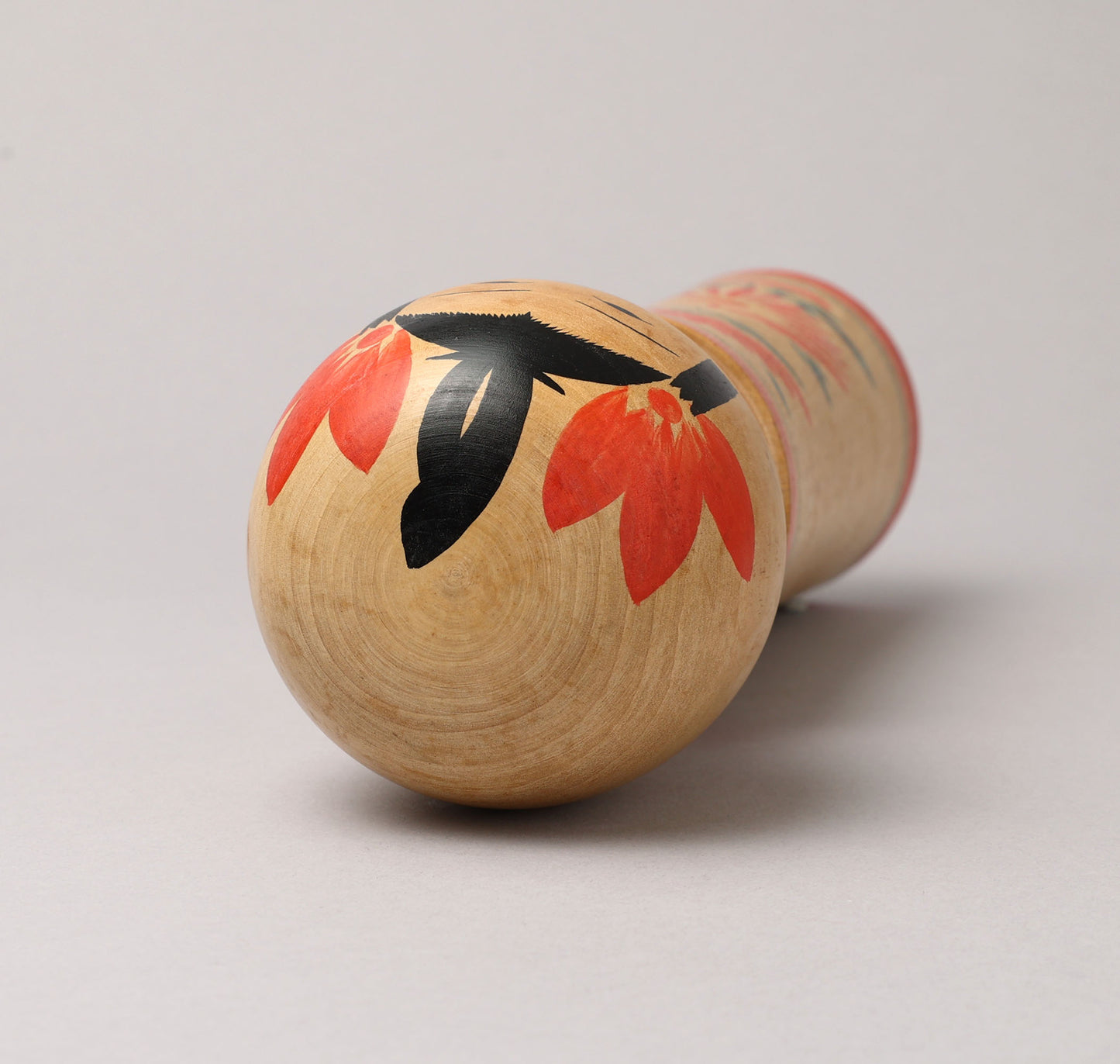 Vintage Naruko style kokeshi doll, by HONMA Tomegoro (1909-1974)  | 鳴子系こけし古物 本間留五郎（鳴子系）